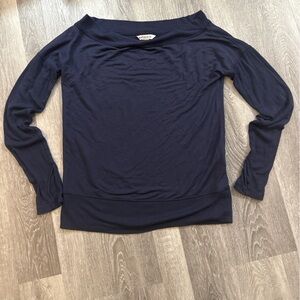 Athleta Long Sleeve Performance Top w/ Thumbholes – Navy, Size Small